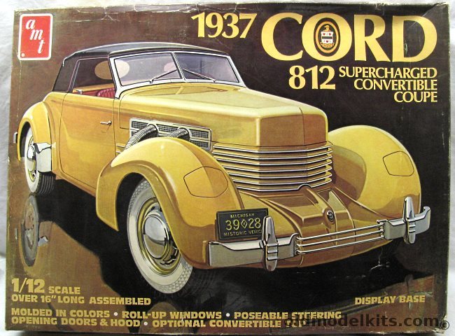 AMT 1/12 1937 Cord 812 SC Supercharged Convertible Coupe, 2424 plastic model kit